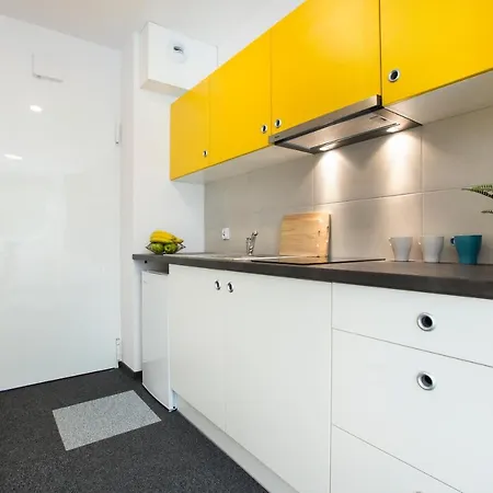 Student Depot Funky Hostel *